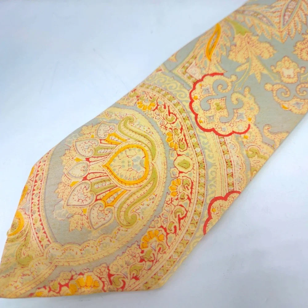 Vintage 1960s Resilio Paisley Mens Tie Yellow Red Powder Blue Pastel Paisley USA - Picture 2 of 9